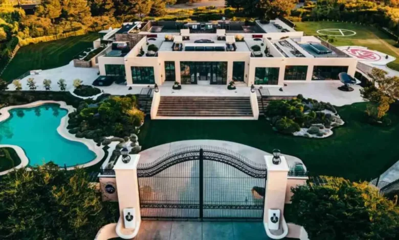 Blueface House